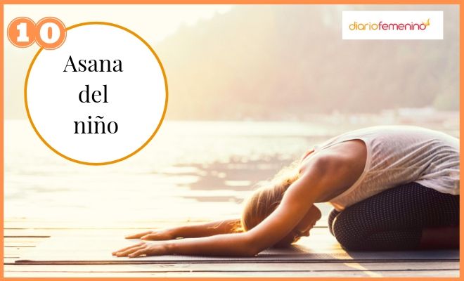 Postura del niño balasana para la ansiedad